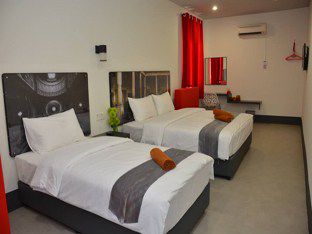 Oyo 90265 Hotel Ventura Kangar Eksteriør bilde