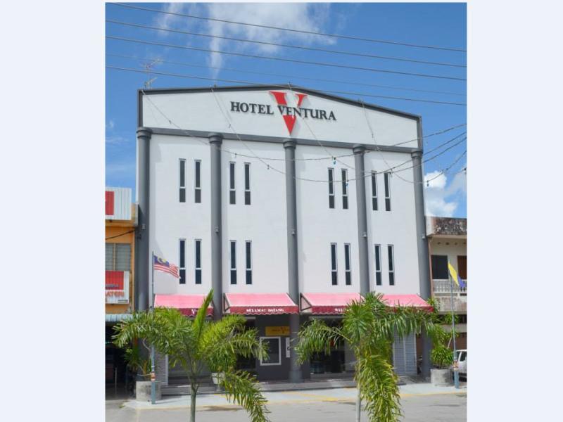 Oyo 90265 Hotel Ventura Kangar Eksteriør bilde