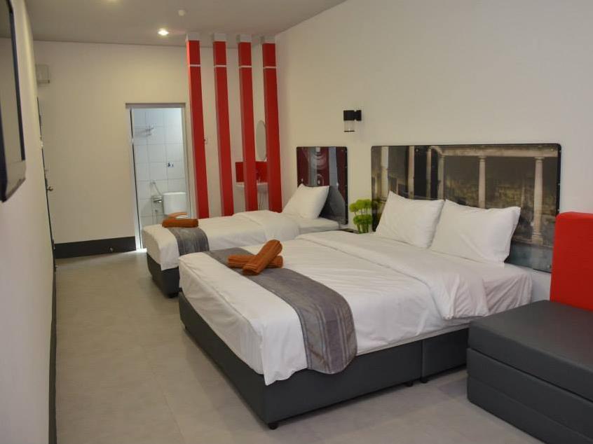 Oyo 90265 Hotel Ventura Kangar Eksteriør bilde